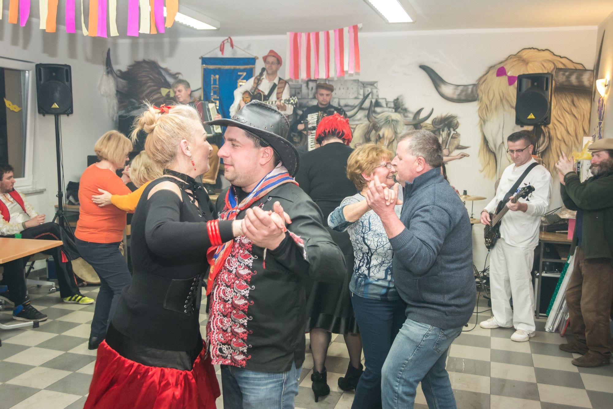 13.02.2018. -Maškarana fešta po starinski u Zoretićima